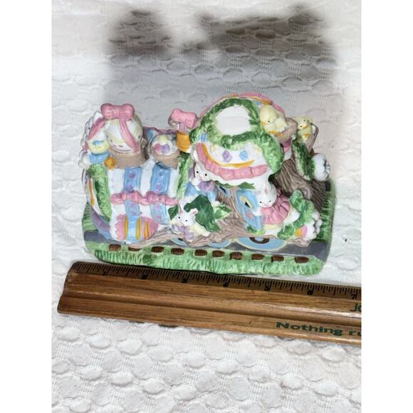 Vintage 3-piece Lighted Easter Train Set Ceramic Holiday Decor Bunny Egg WORKS - Picture 6 of 12